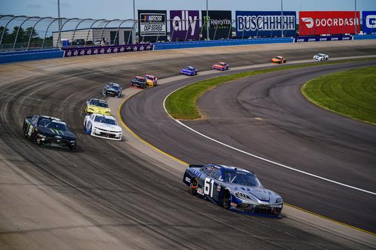 Return to Xfinity Series Results in Top-10 for Hill at Nashville